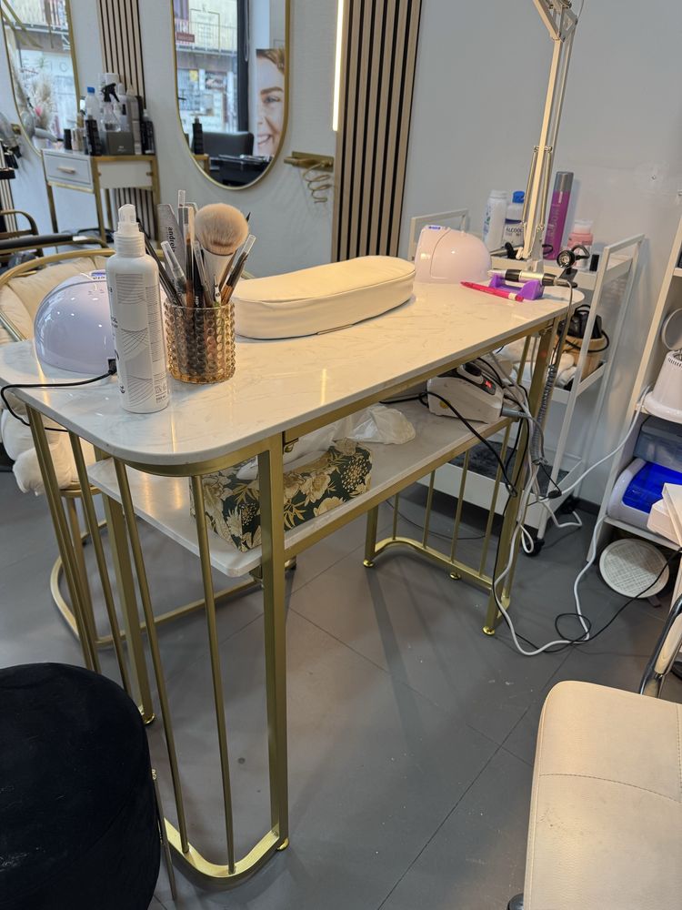 Mesa de manicure