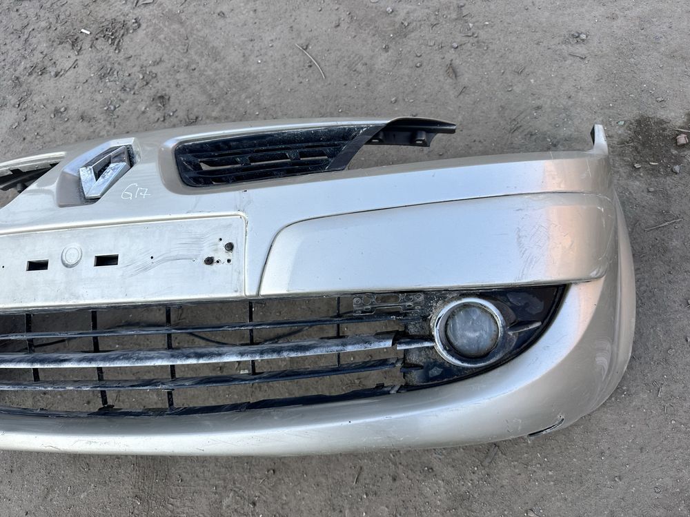 Передній бампер Renault Scenic II Рено Сценік 2 2006—2009 рестайл