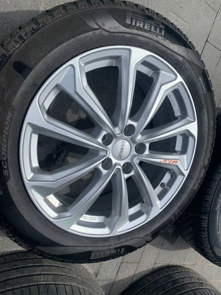 Комплект коліс шини диски 235/55/R19 PIRELLI до