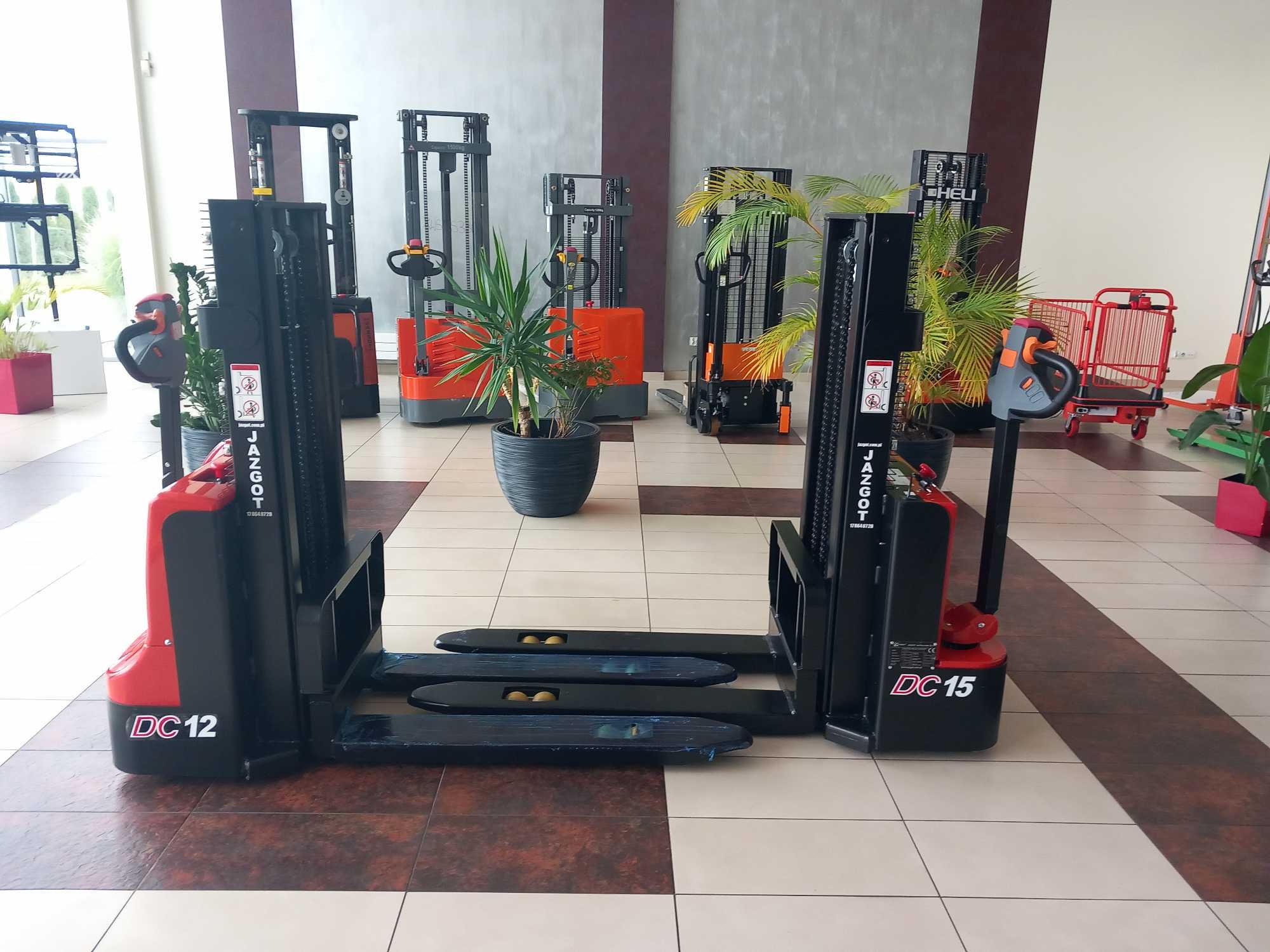 Wózek Paletowy Elektryczny  z Masztem Heli 1500kg 2000mm 2025-01
