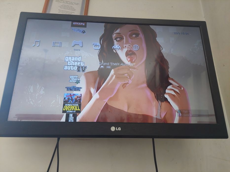 Ps3 desbloqueada em ótimo estado