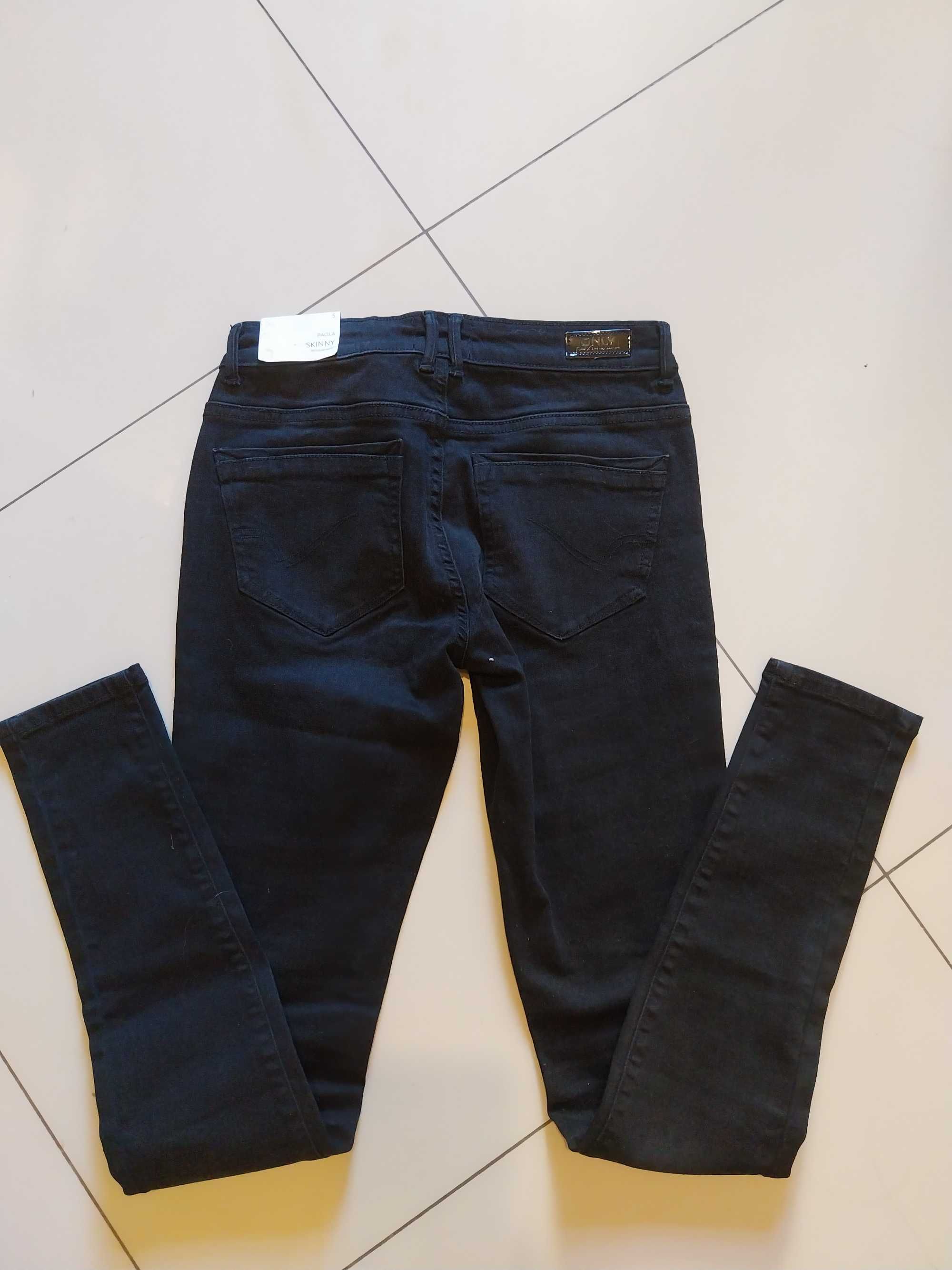 Ńowe spodnie jeansowe damskie Only S