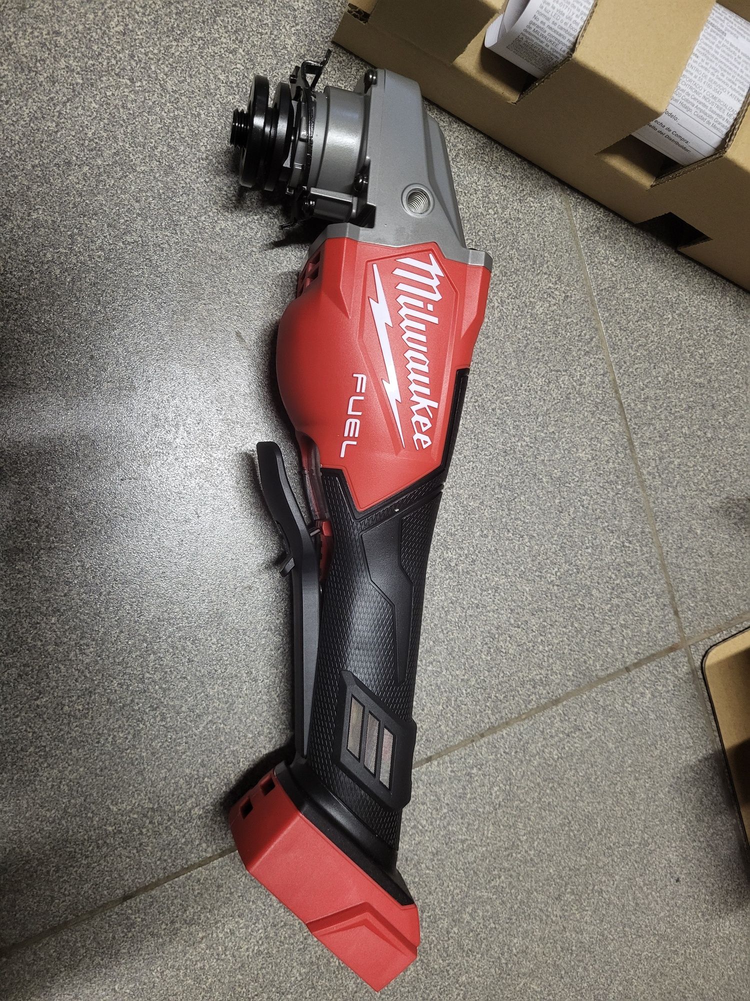 Milwaukee 3670-20 3670 уши болгарка кутова шліфмашина