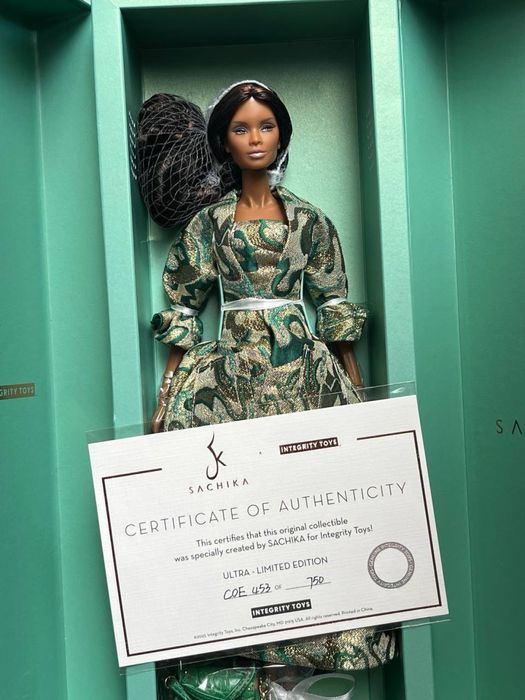 Integrity toys x Sachika Chic Opulence Nyasha Lauder Doll NRFB Meteor