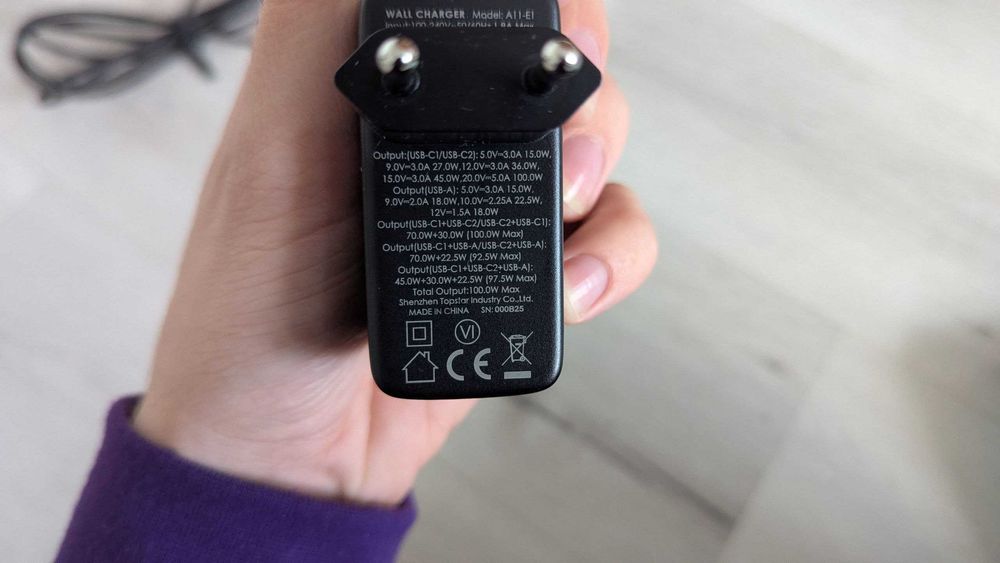 Супершвидка зарядка INIU A11-E1 100W. Зарядка для телефонів/Ноутбуків