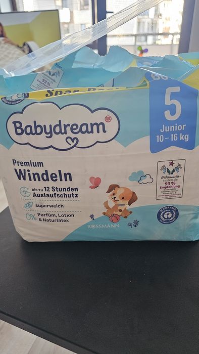 Pampersy Babydream 5