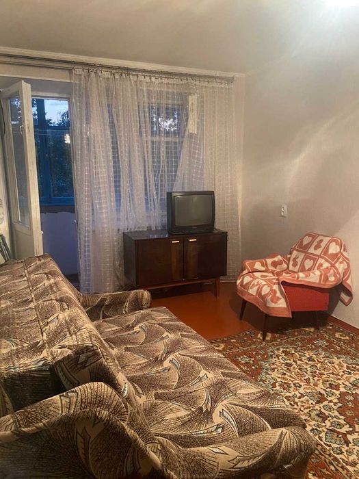 1к Дубове середній поверх вул Козацька