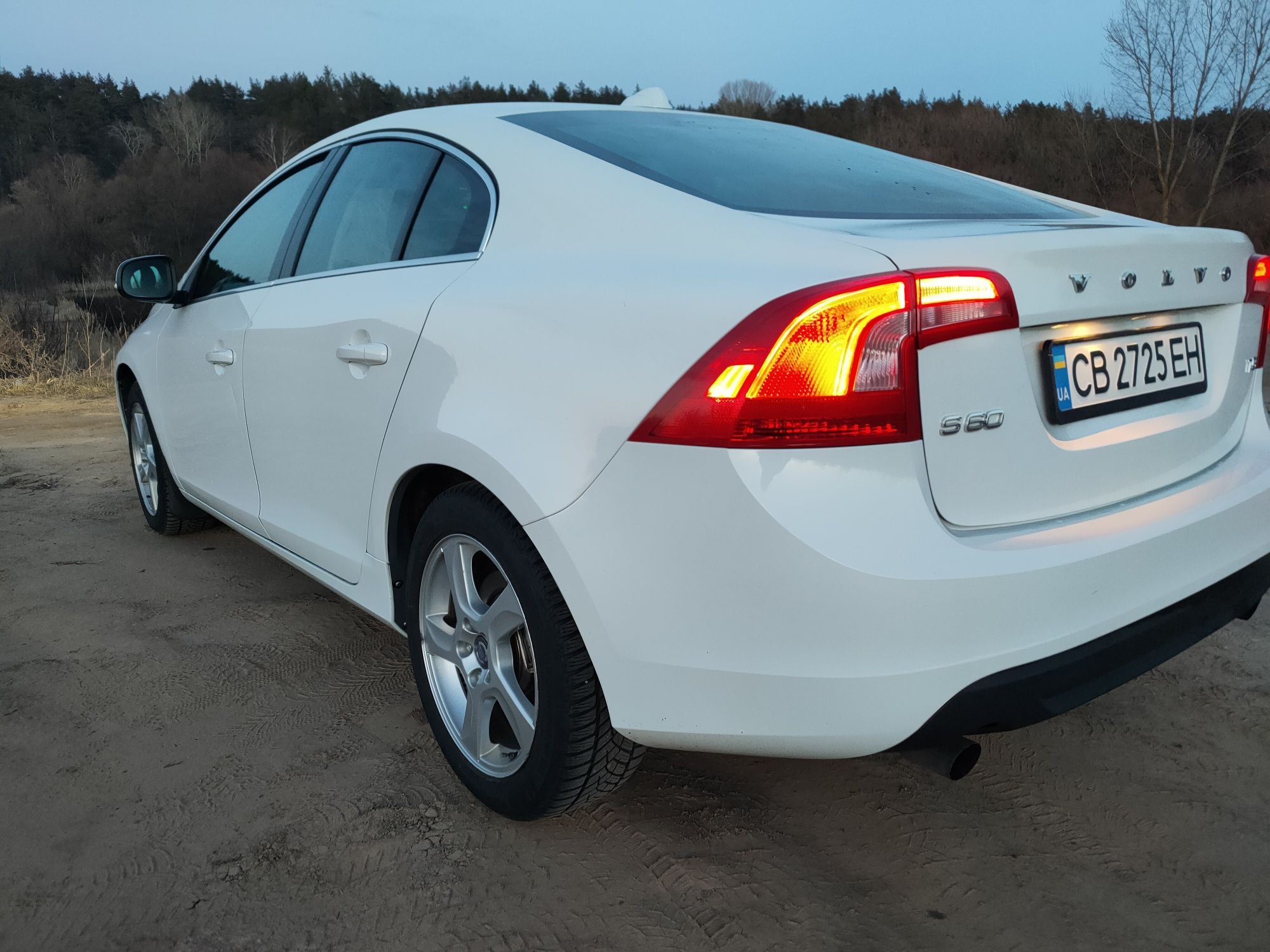 Продам Volvo S 60 2011 року