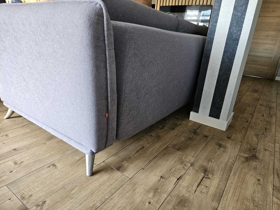 Sofa BRW 3-osobowa, rozkładana,  stan bardzo dobry,