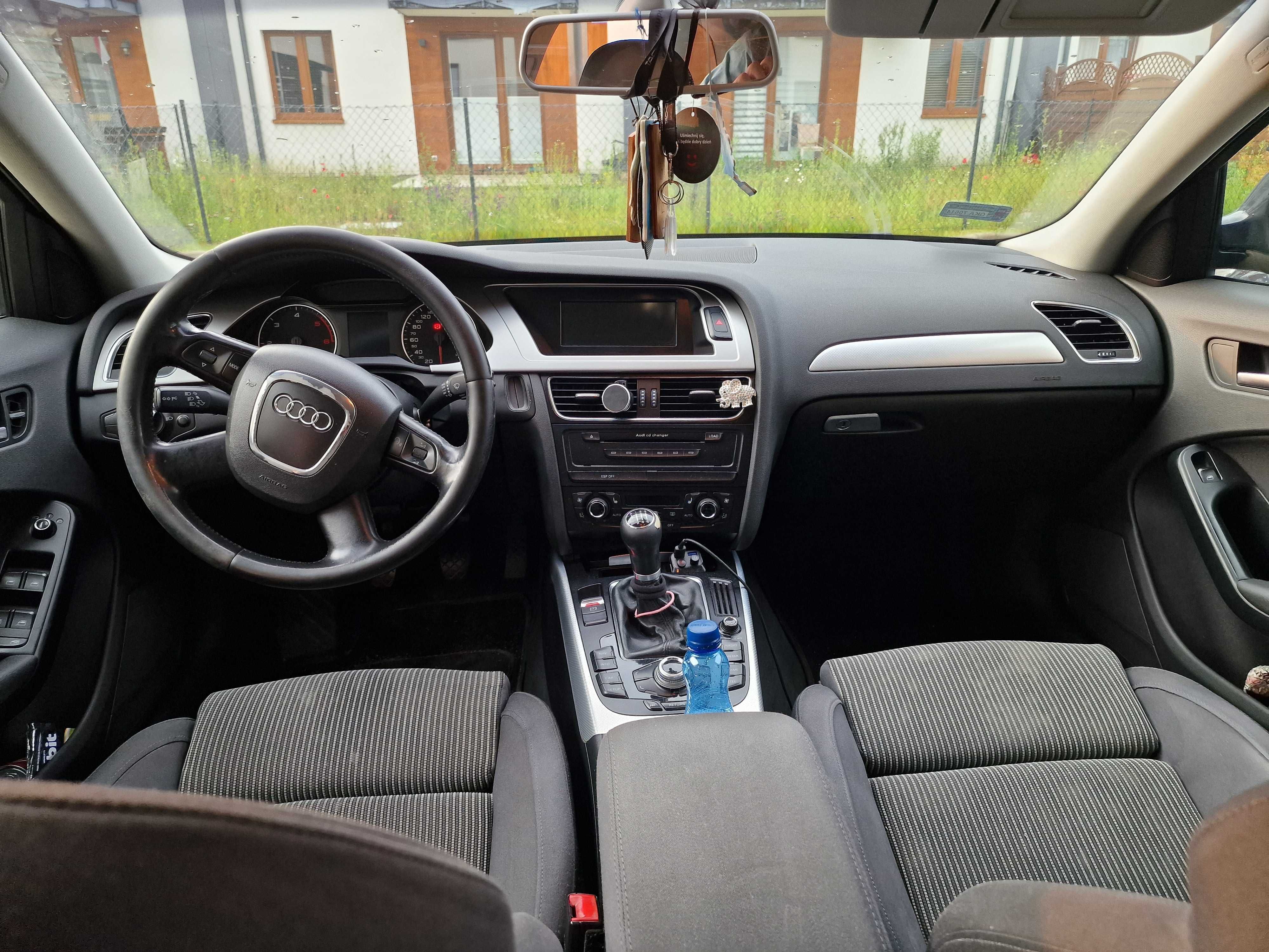 Audi a4b8 2.0 TDI 2008r