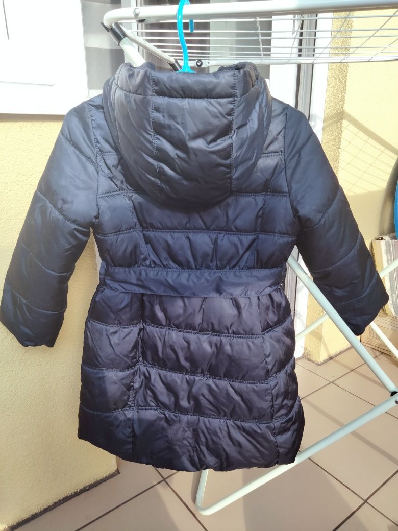 Фірмова курточка для дівчинки демисезон