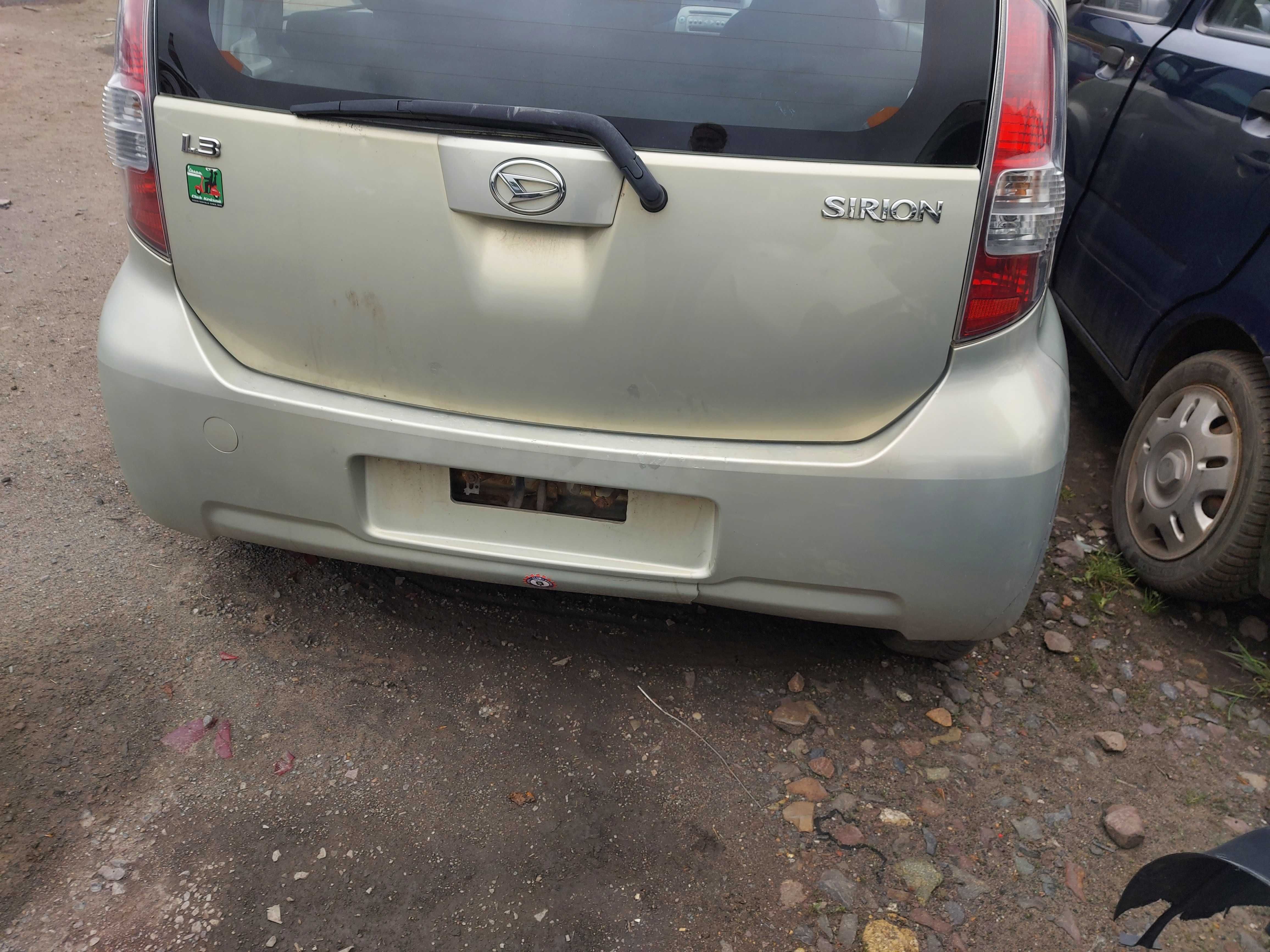 Daihatsu Sirion II T17 klapa tylna FV transport/dostawa
