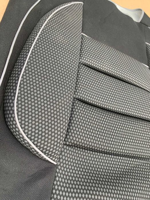 Щільні чохли майки.на передні сидіння. б/у.