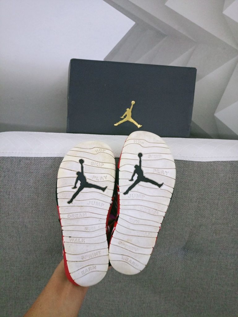 Sandały sportowe Air Jordan Flare rozmiar 26 chłopięce