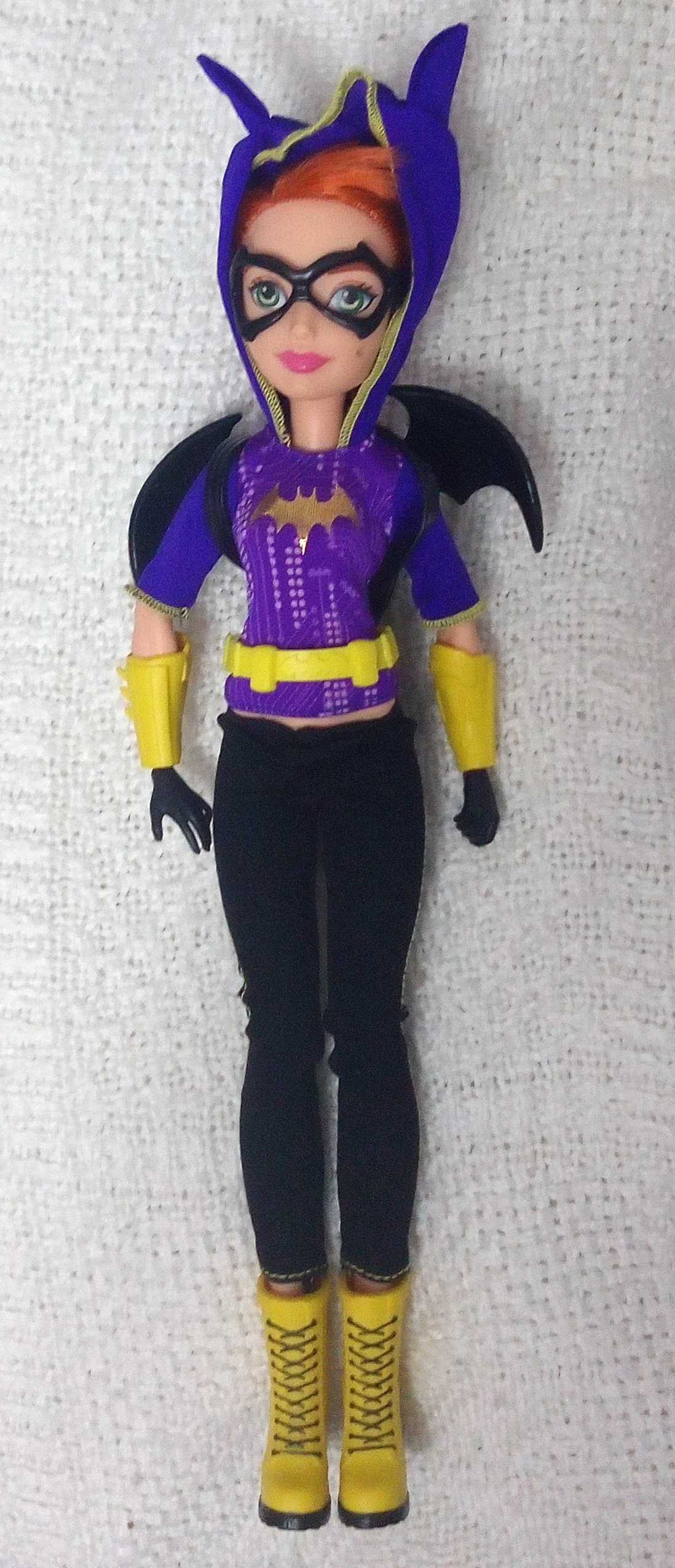 Lalka Kobieta nietoperz - seria: Superbohaterki - BatGirl