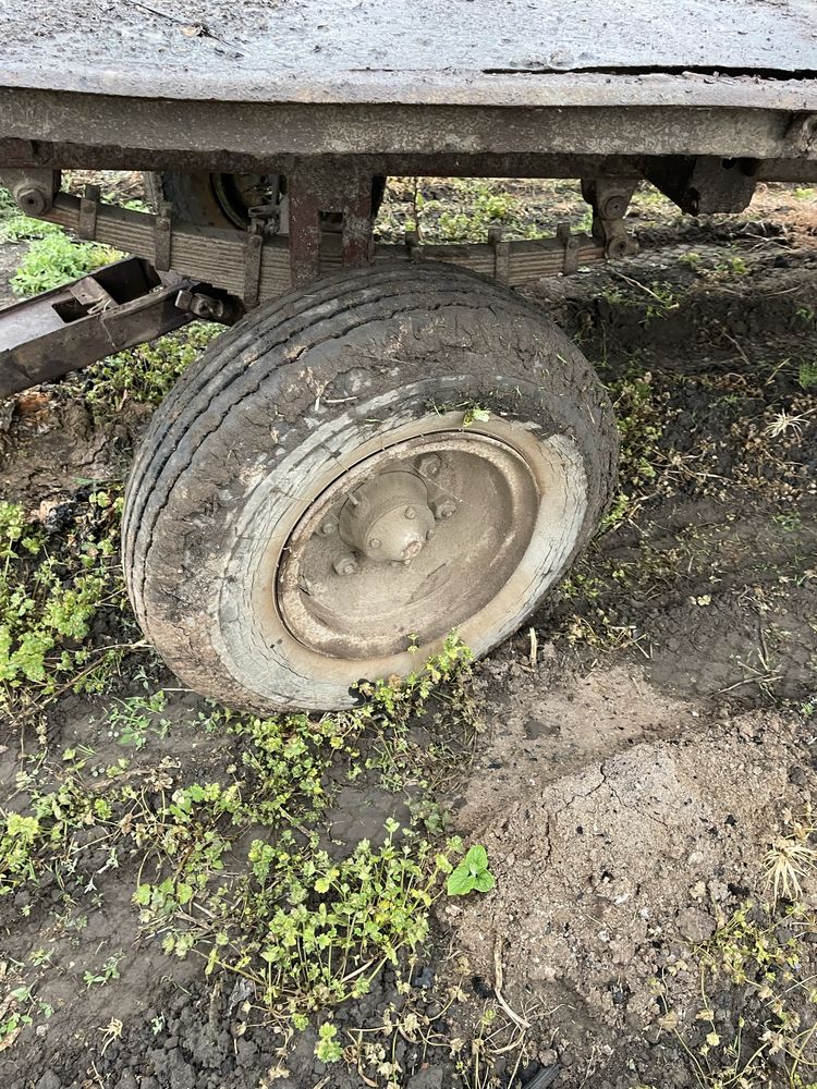 Продам причеп 2птс4