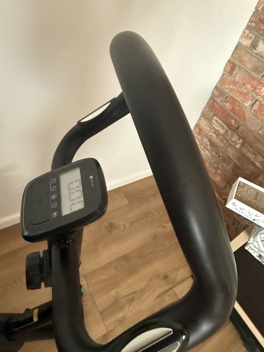 Rower stacjonarny Essential 2 Bike decathlon