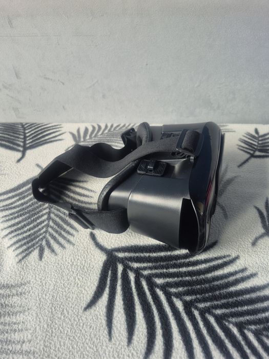 Gogle VR Qilive do wirtualnej rzeczywistości, jak nowe, brak suwaka