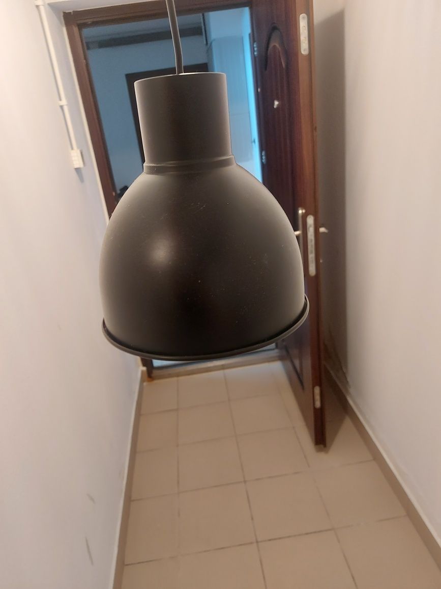 Sprzadam mała wisząca lampę