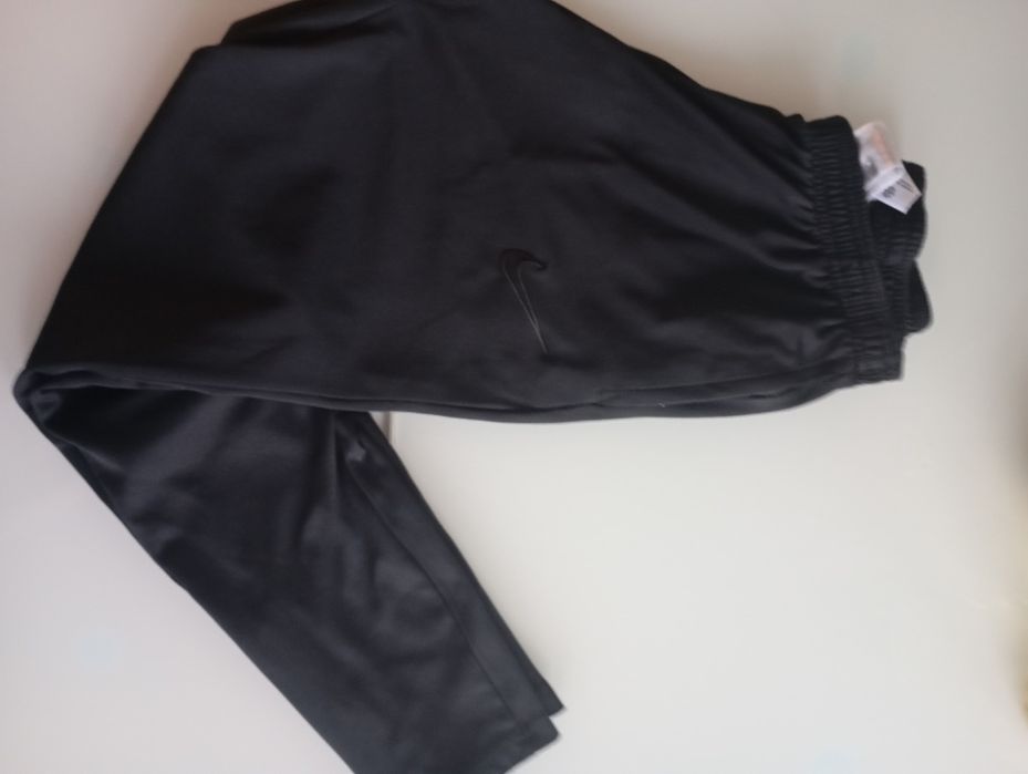 Spodnie dresowe trening Nike