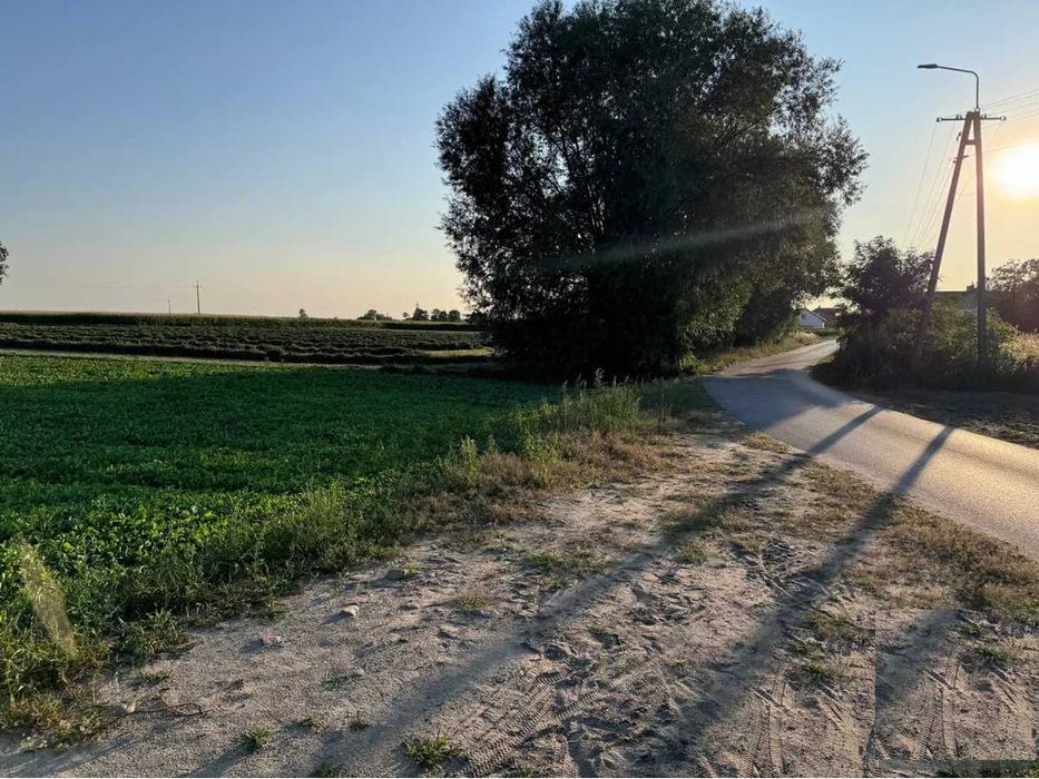 Działka budowlana o pow. 2 300 m2 dobry wymiar 21 m x 110 m Wymysłów