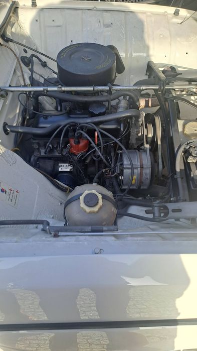 Renault 4L toda recuperada