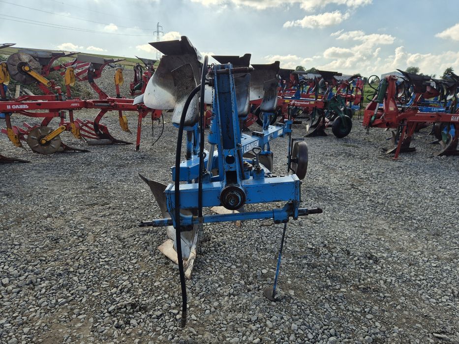 Lemken Opal 90 N85 plug obrotowy 3 skibowy  110 kverneland 090
