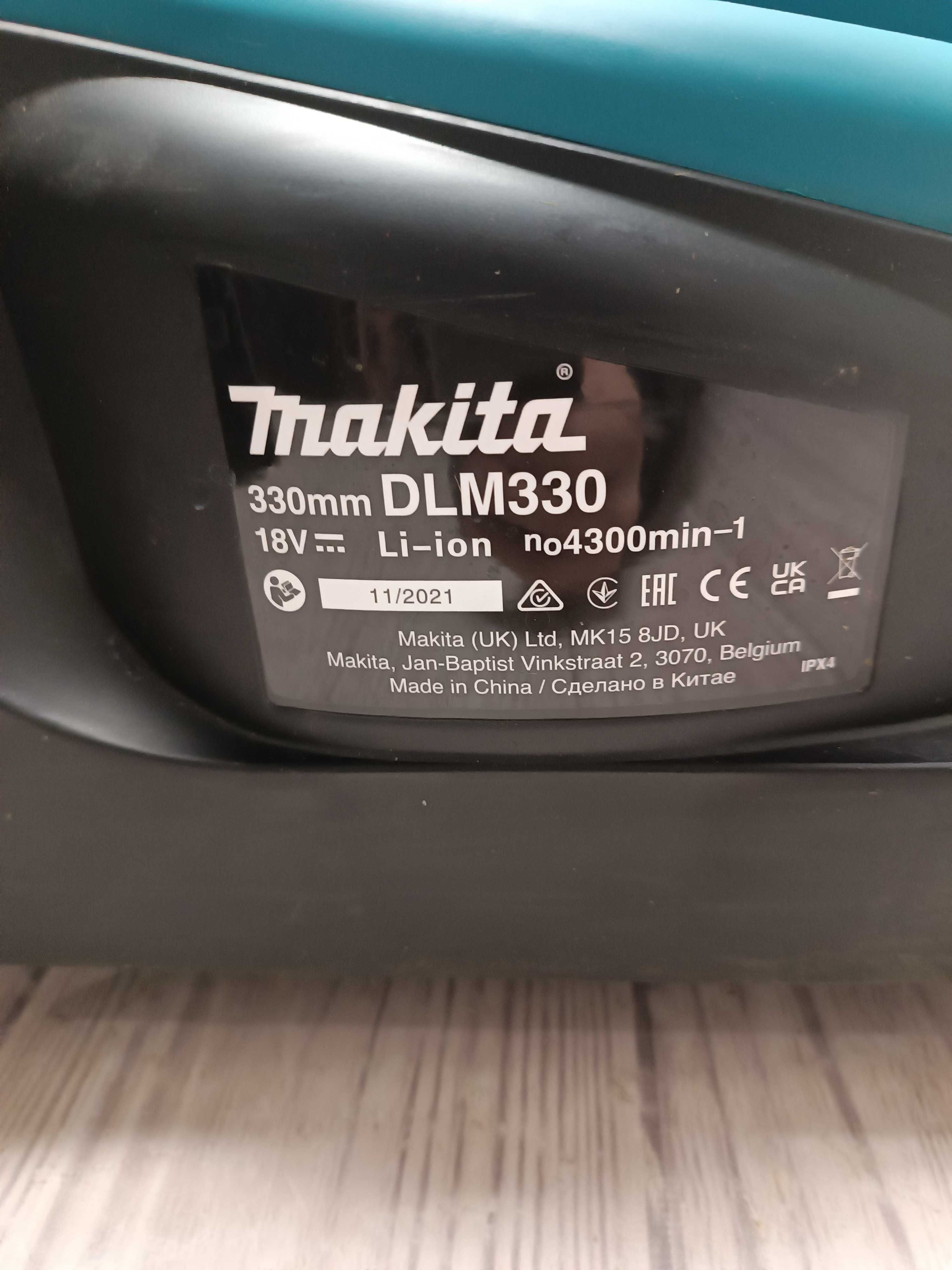 Makita DLM330Z 18V акумуляторна газонокосарка (Без АКБ та ЗП)