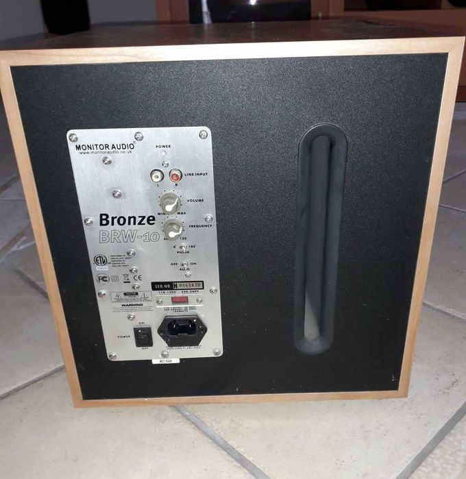 Monitor Audio - Subwoofer