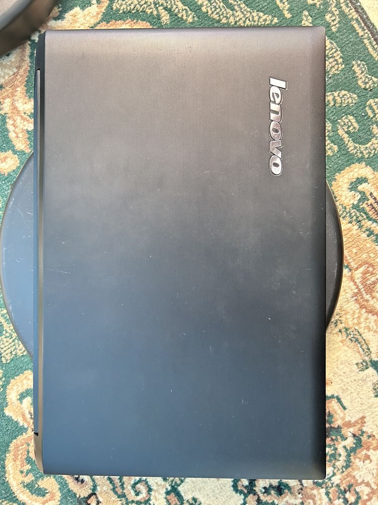 Ноутбук Lenovo b560 Intel i3/pentium nvidia