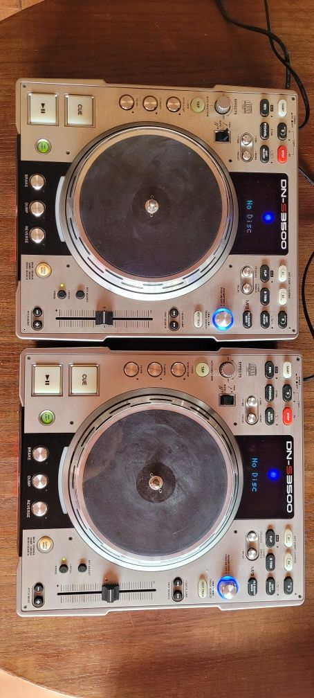 Cdj's Denon S-3500 + Mesa Mistura Vestax PCV 175