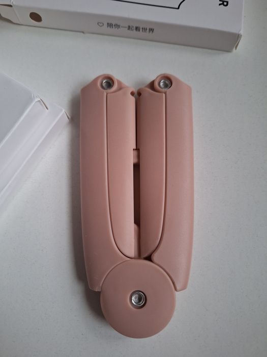 Wieszaki składane do walizki samolotu 6 sztuk Nowe