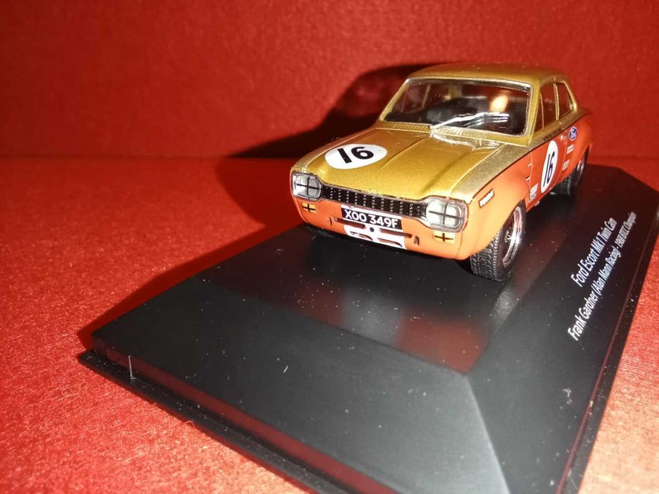 Miniatura Ford Escort MK1 Atlas Ixo