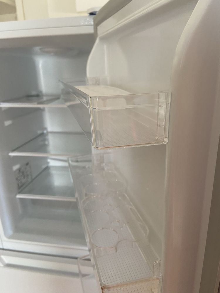 Frigorífico Combinado KUNFT KC6455 - Estático - 143 cm - 175 L