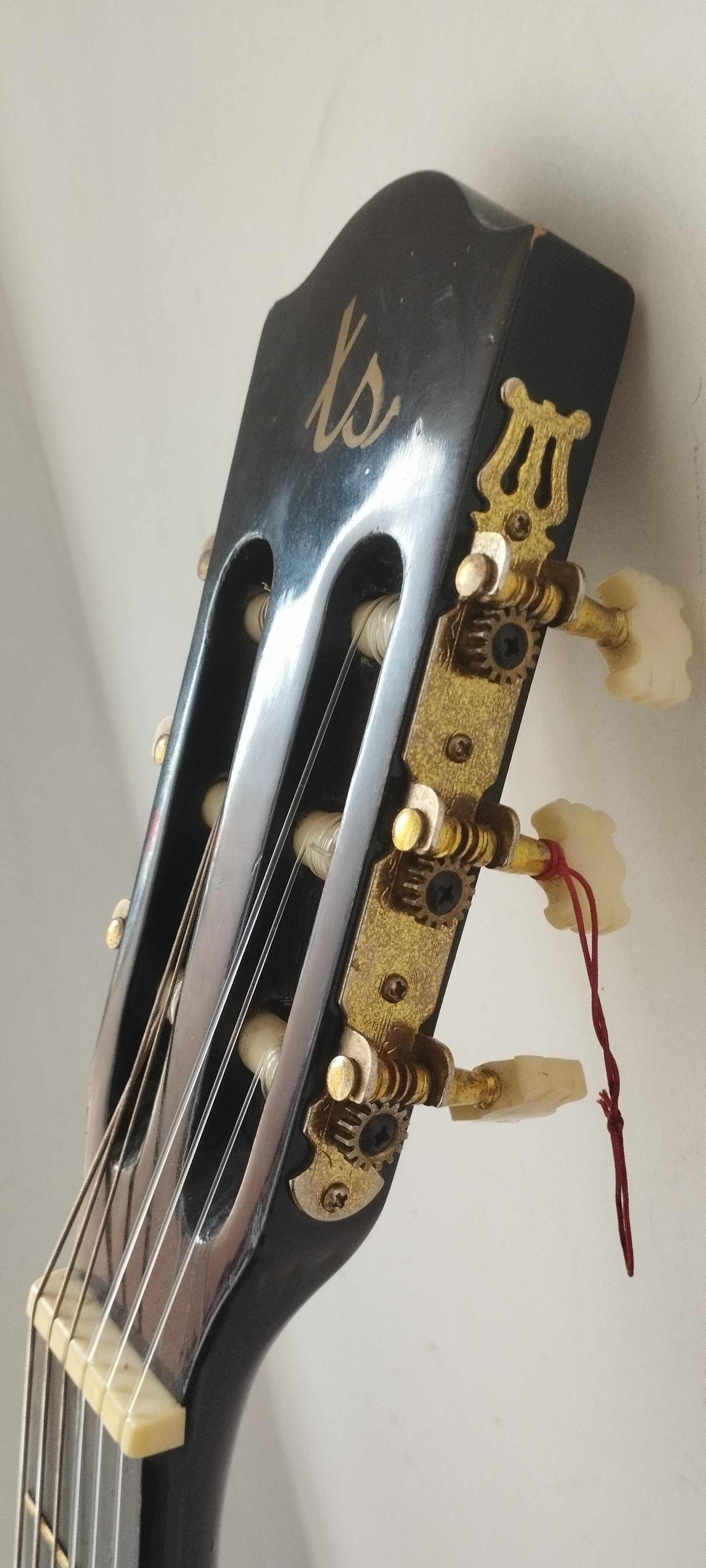 Gitara czarna klasyczna