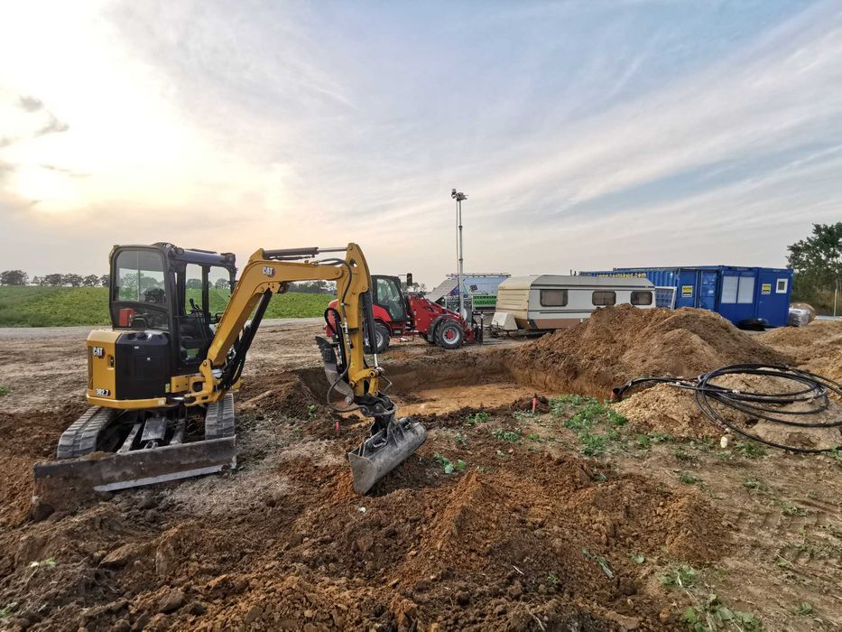 Koparka Usługi koparką Szczecinek Borne Sulinowo Gwda Wielka i okolice