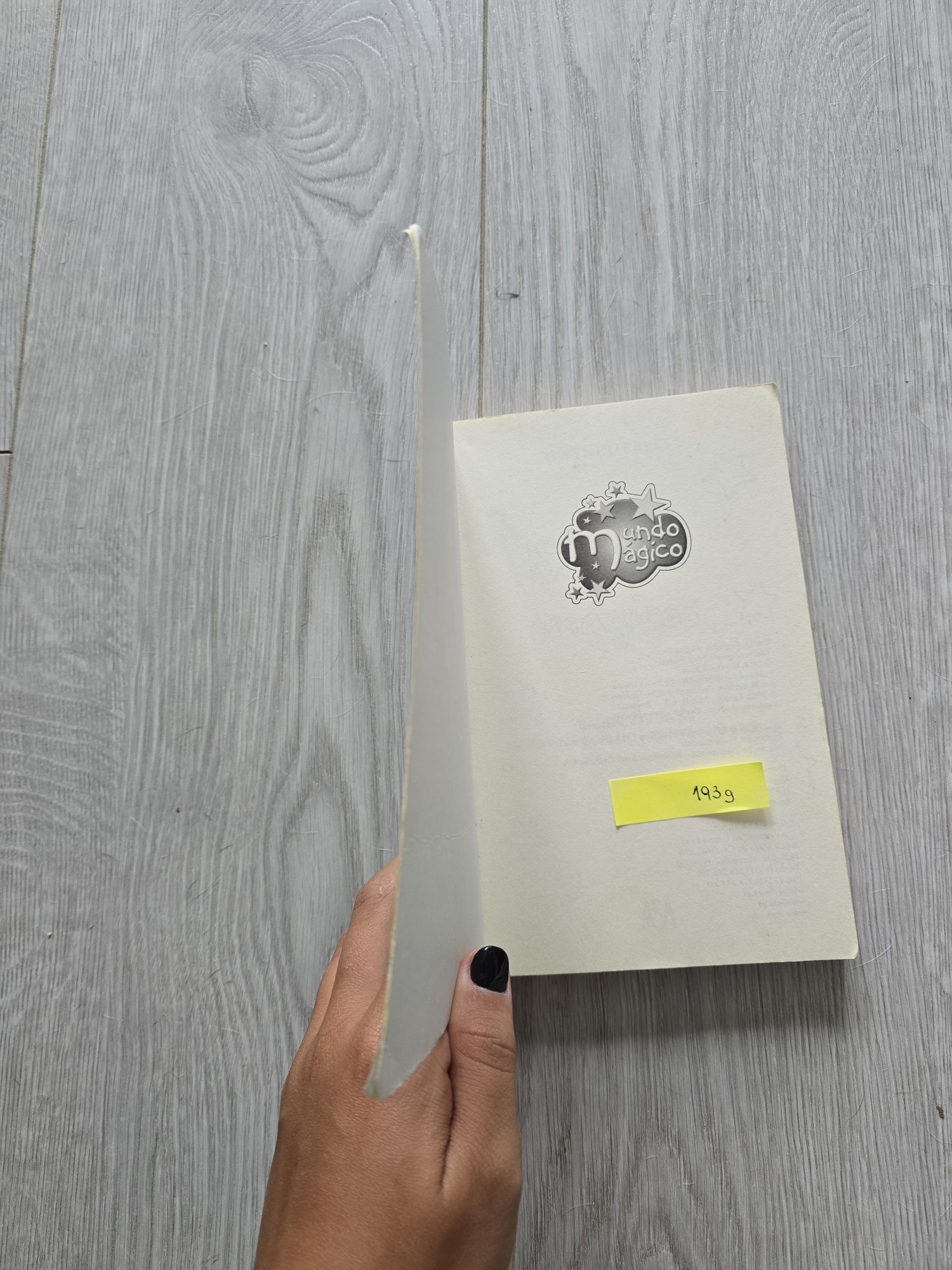 Livro Segredos Mágicos