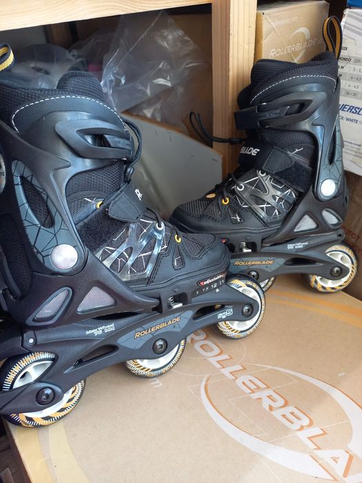 Rollerblade ролики разных цветов и размеров
