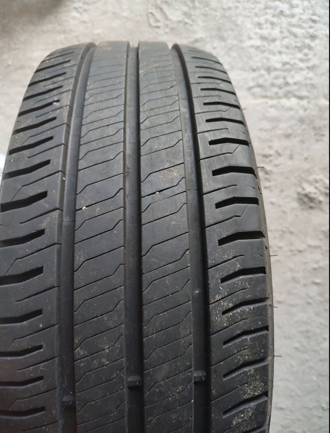 Kleber 225x65r16c