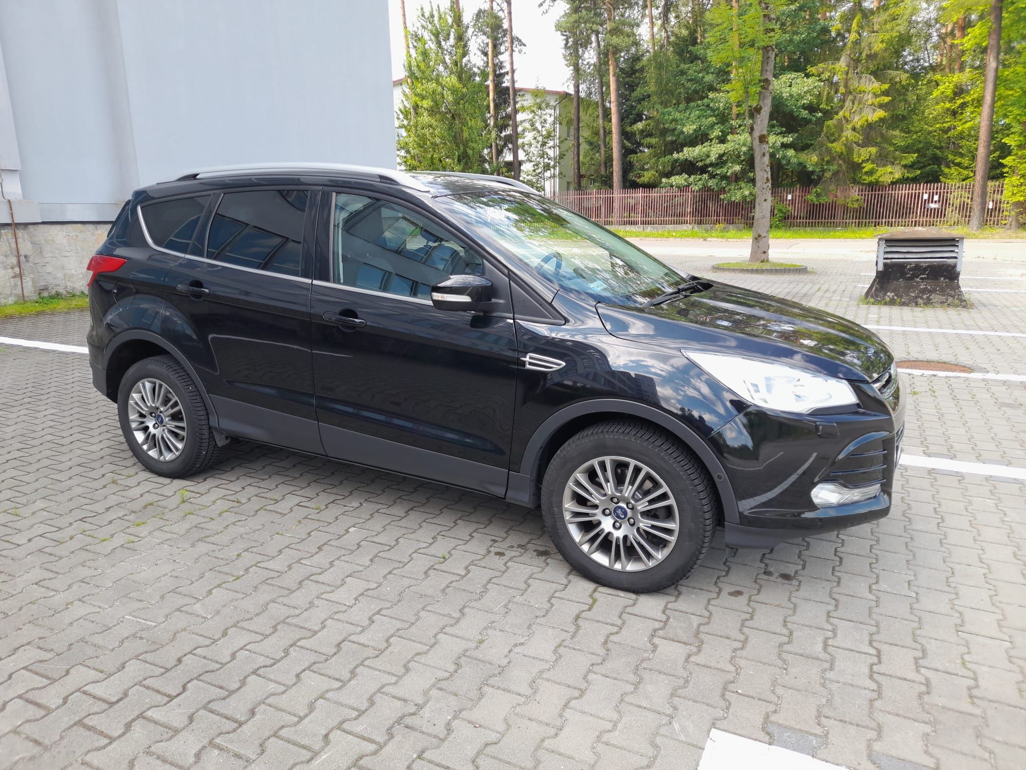Ford kuga 4x4,automat