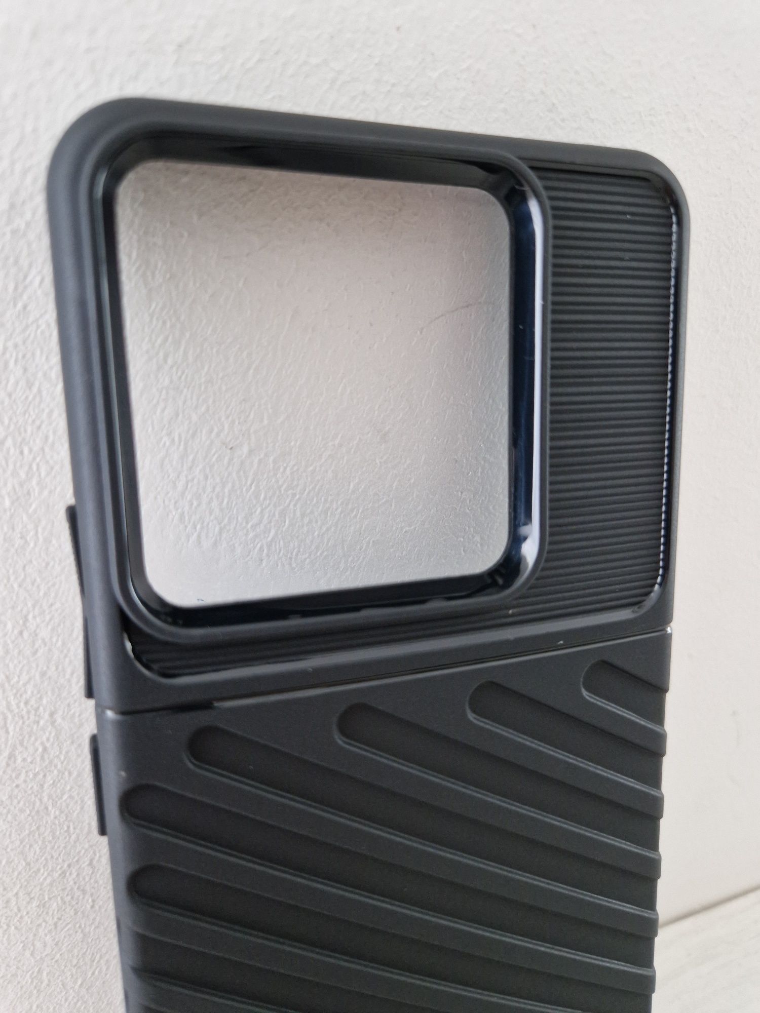 Thunder Case do Xiaomi Redmi Note 13 Pro 5G Czarny
