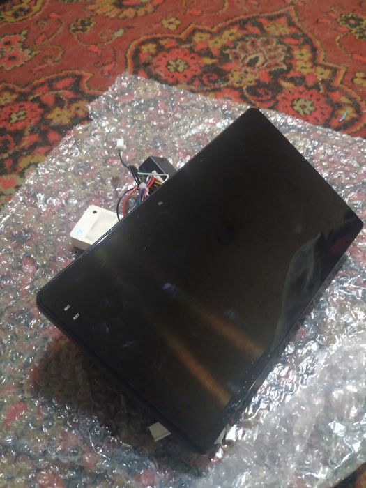 Автомобильный магнитофон сенсорный