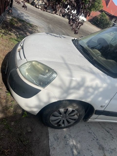 Peugeot Partner I lift 03-08 berlingo zderzak gril blotnik prawy przód