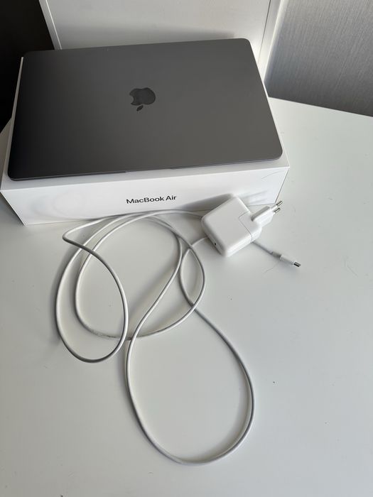 Macbook Air M1 2020 - ідеальний стан