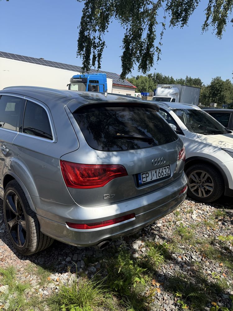 Sprzedam Audi Q7
