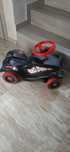 Czarny Bobby car