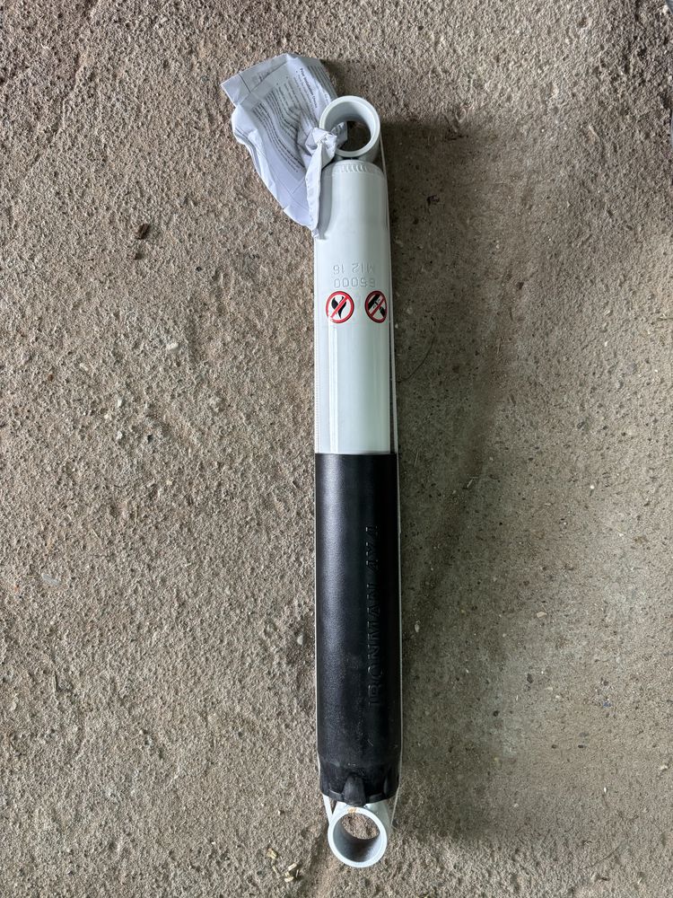 Ironman 4x4 shock absorders toyota hilux