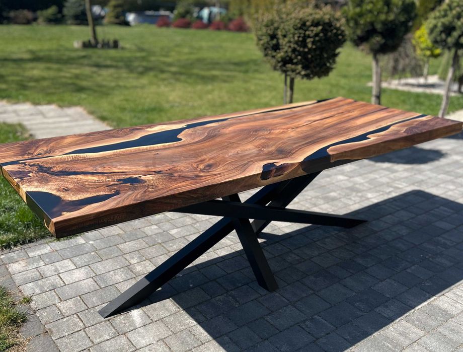 Loftowy stół do jadalni orzech włoski żywica epoksydowa #34