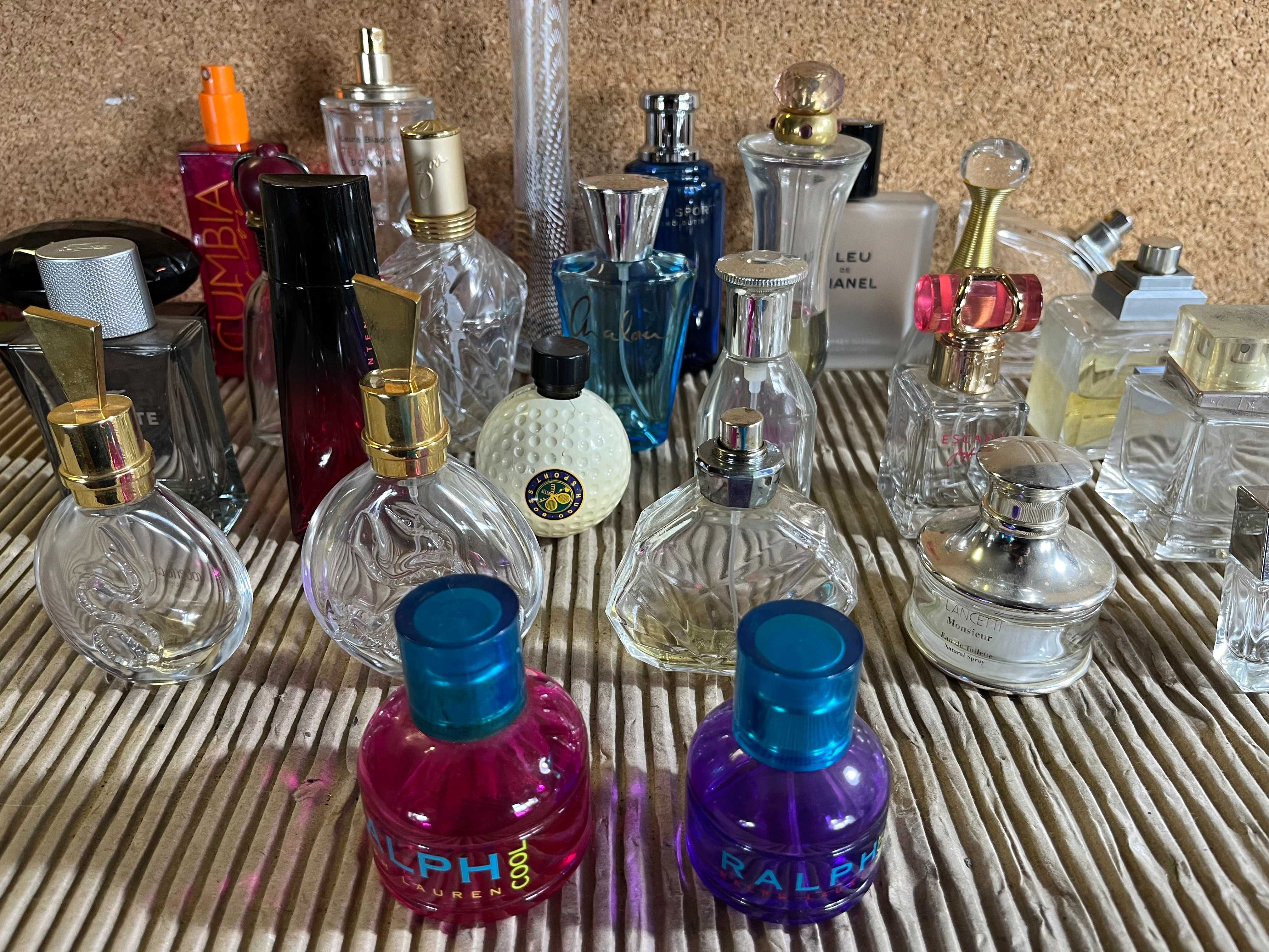 26 Frascos de perfume