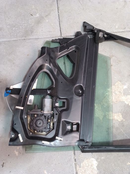 Elevado vidro esquerdo Audi A3 8L